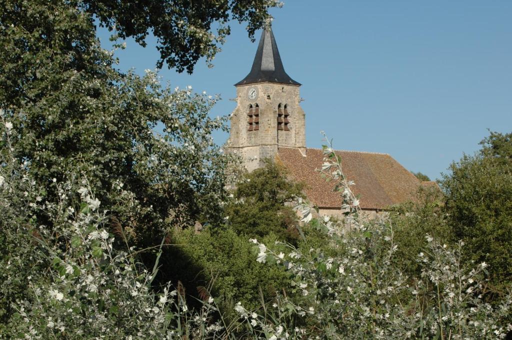 לינה וארוחת בוקר Saint Cyr-sous-Dourdan Le Logis D'Arniere מראה חיצוני תמונה