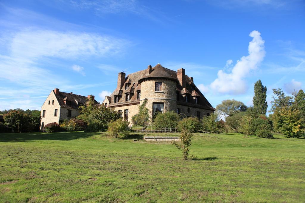 לינה וארוחת בוקר Saint Cyr-sous-Dourdan Le Logis D'Arniere מראה חיצוני תמונה